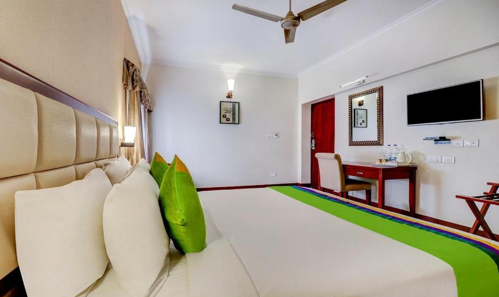 Rr Inn Group Of Hotels Канниякумари Экстерьер фото