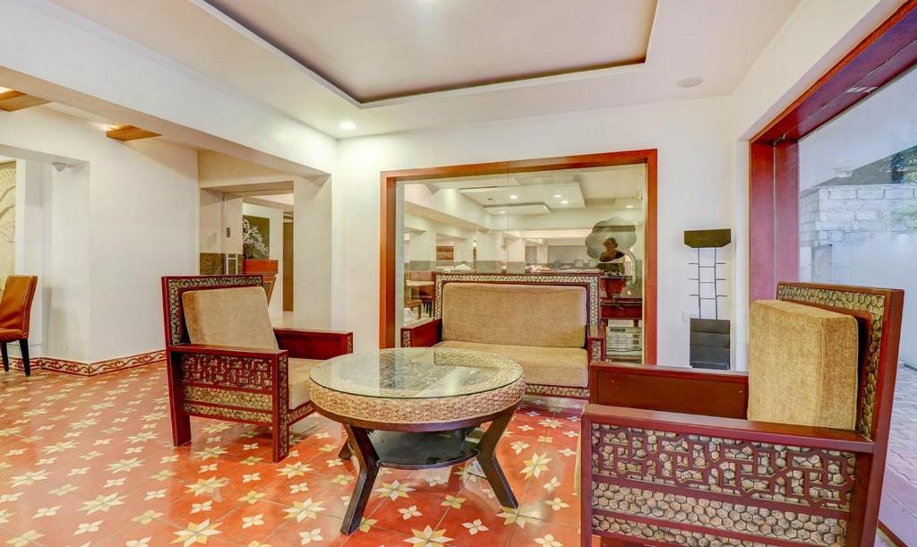 Rr Inn Group Of Hotels Канниякумари Экстерьер фото